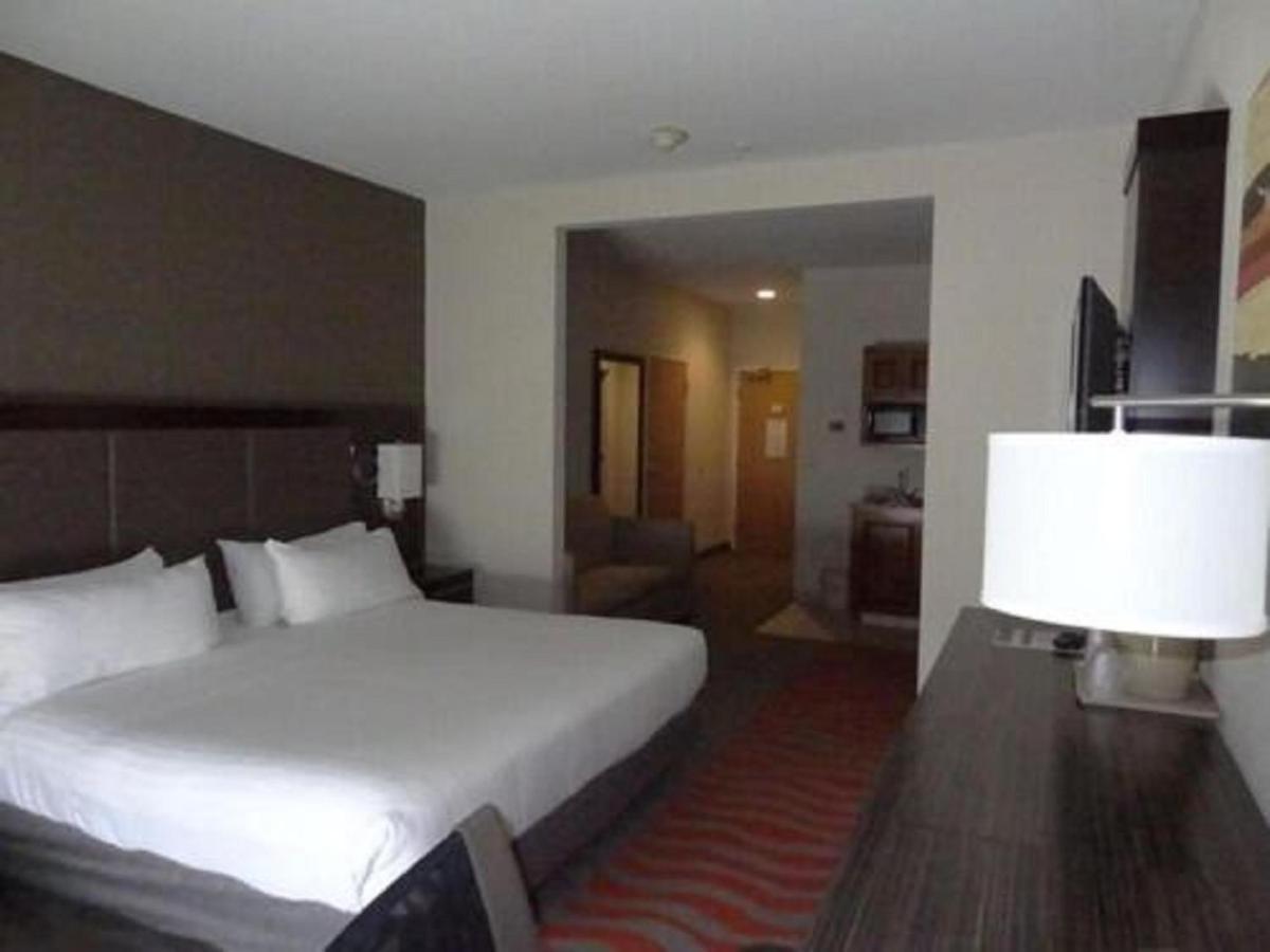 Holiday Inn Express Hotel & Suites Columbus Southeast Groveport By Ihg Exterior photo